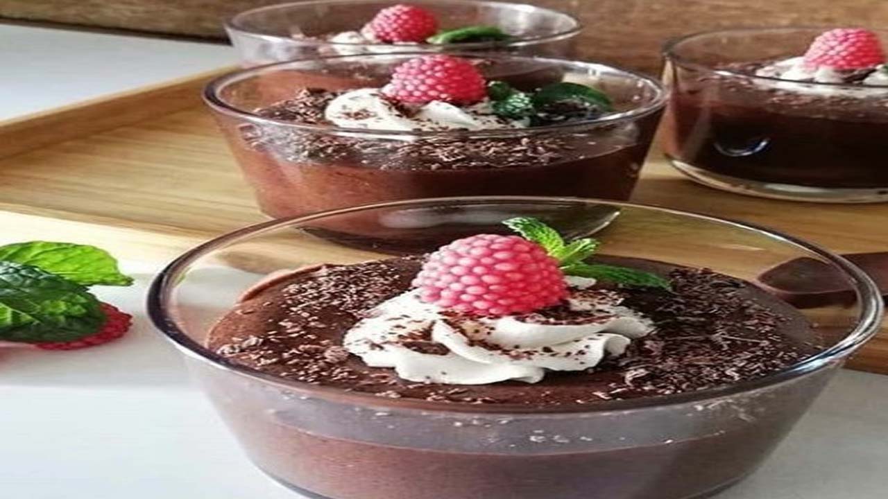 آموزش آشپزی؛ از جوجه تایلندی و کیک شنی تا بستنی سنتی و دسر گل محمدی + تصاویر