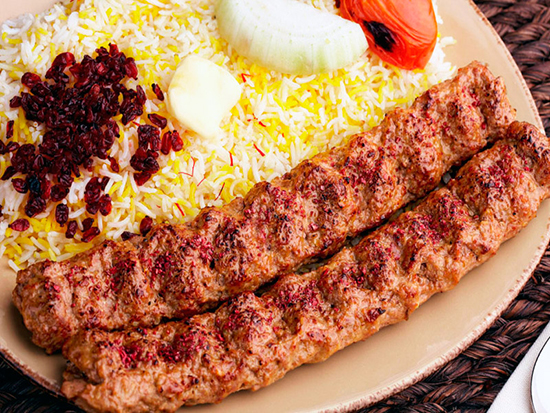 فوت&zwnj;و&zwnj;فن&zwnj;های تهیه کباب کوبیده و راز نریختن از سیخ