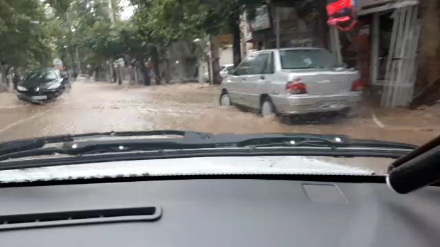 نگاهی به وضعیت معابر مینودشت بعد از بارندگی + فیلم