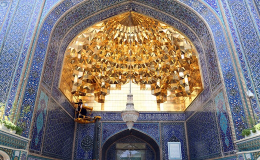 ایوان طلای حرم حضرت معصومه (س) 