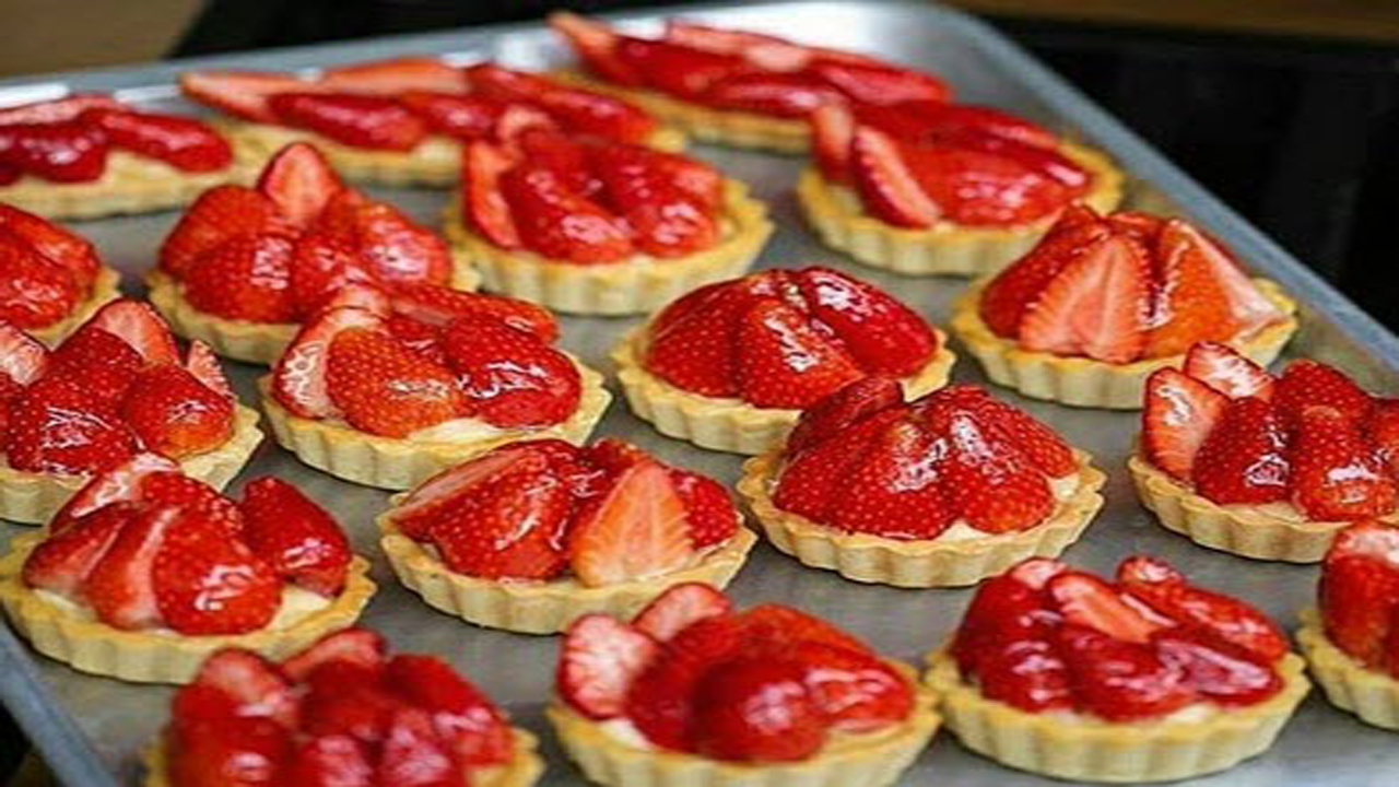 چگونه نان تارت ترد و عالی درست کنیم؟
