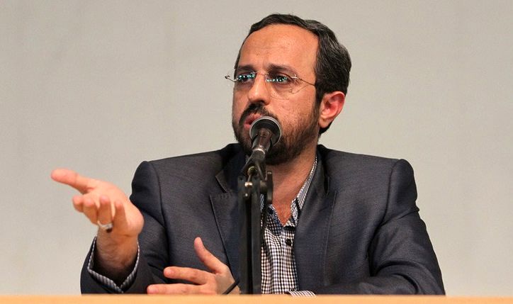 ادعای واگذاری جزایر ایرانی  به طرف خارجی، دروغ محض است/ احمدی بیغش پاسخگو باشد