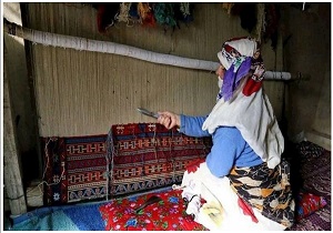 ۳۵۰۰ فقره مجوز سه گانه صنایع دستی در شهرستان گرمی صادر شد