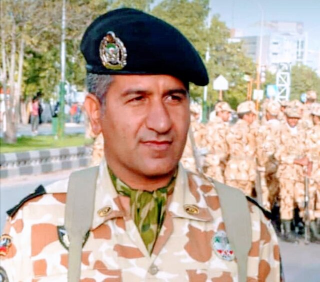 چترباز تیپ ۵۵  هوابرد به ۵ نفر زندگی دوباره بخشید
