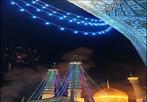 نورافشانی آسمان شهر قم به مناسبت میلاد حضرت معصومه (س)