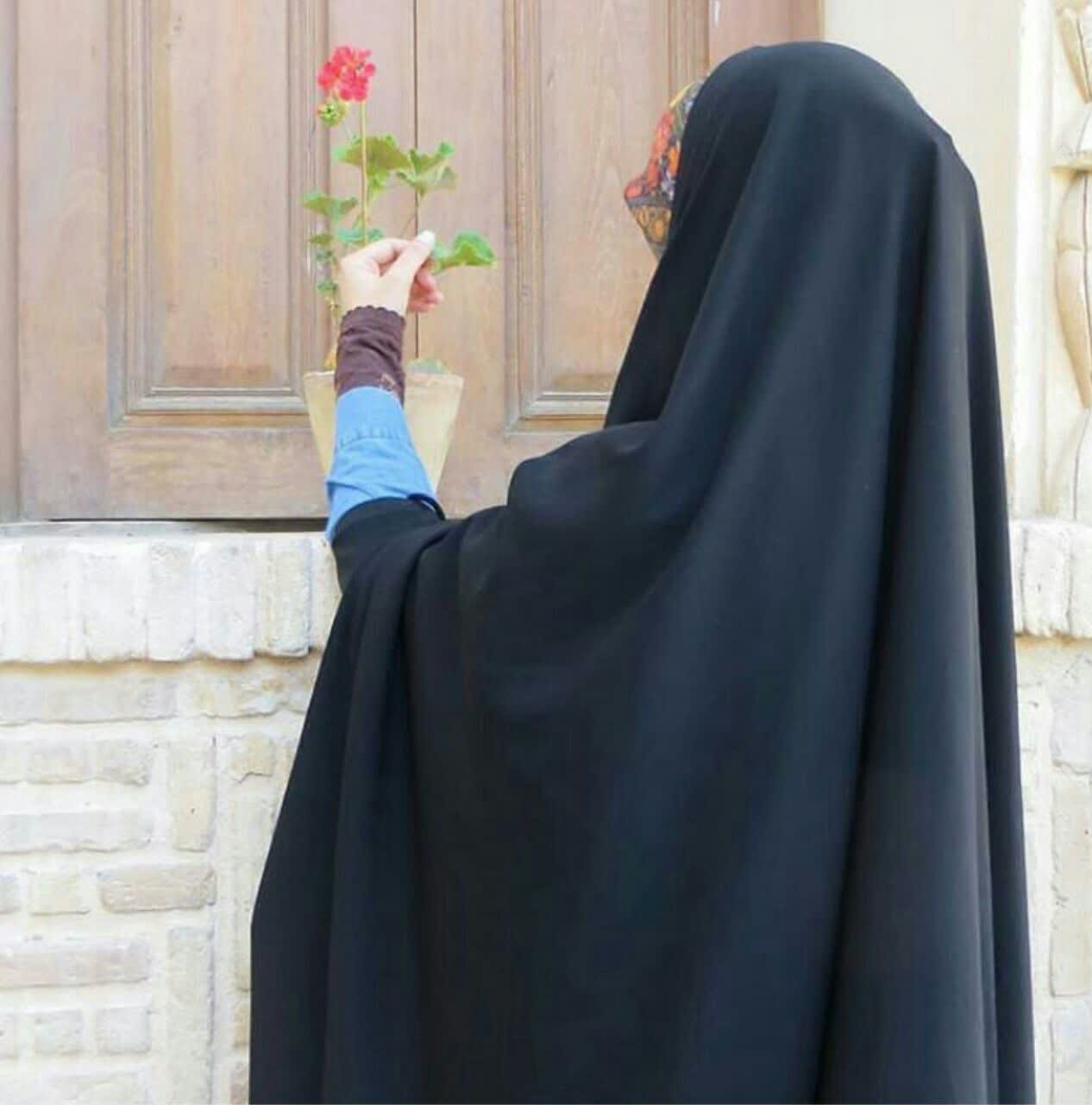 دختران ماه، دختران حاج قاسم