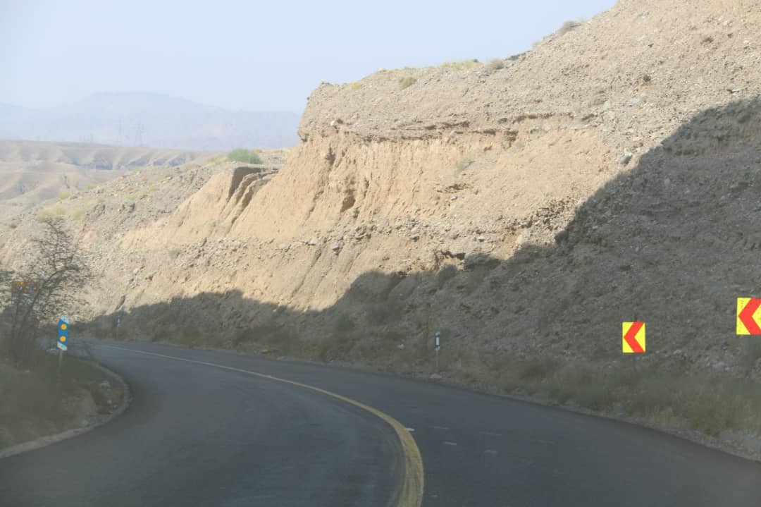 بازسازی جاده های سیستان و بلوچستان به روایت تصویر
