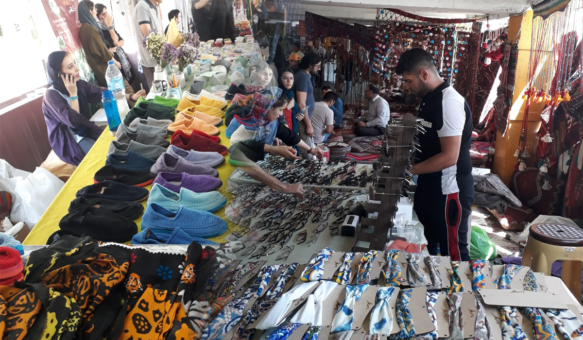 کلاف سر در گم روز بازار پارکینگ پروانه / پارک شهر در انتظار حضور ۲۰ هزار نفری