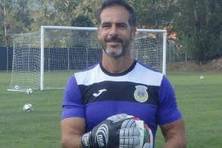 مربی جدید دروازه بانان سپاهان تست کرونا داد