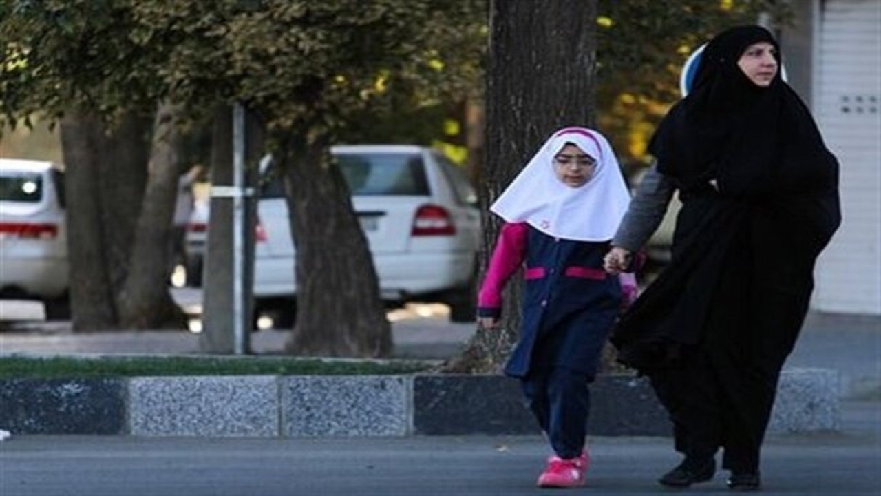 هیچ مدیری حق دریافت وجه اجباری  از اولیای دانش آموزان را ندارد