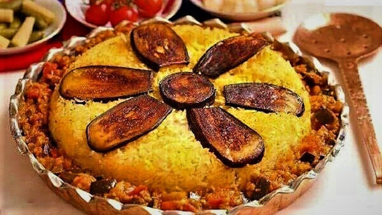 طرز تهیه یک غذای خوشمزه با بادمجان