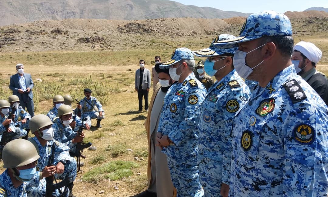 تاکید فرمانده نهاجا بر تداوم راه پیشکسوتان