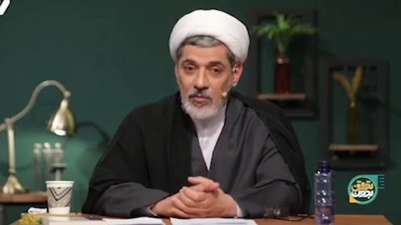 عدم اعتدال در خانواده‌ها چه آسیبی به دین داری فرزندان می‌زند؟ + فیلم