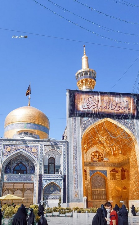 حرم پدر سراسر سیاه پوش شد