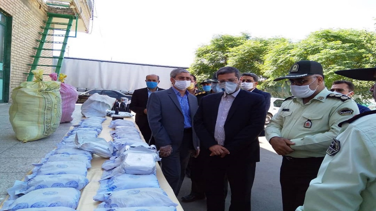 کشف محموله ۹۵۰ کیلوگرمی مرفین از یک دستگاه تریلی درگناباد