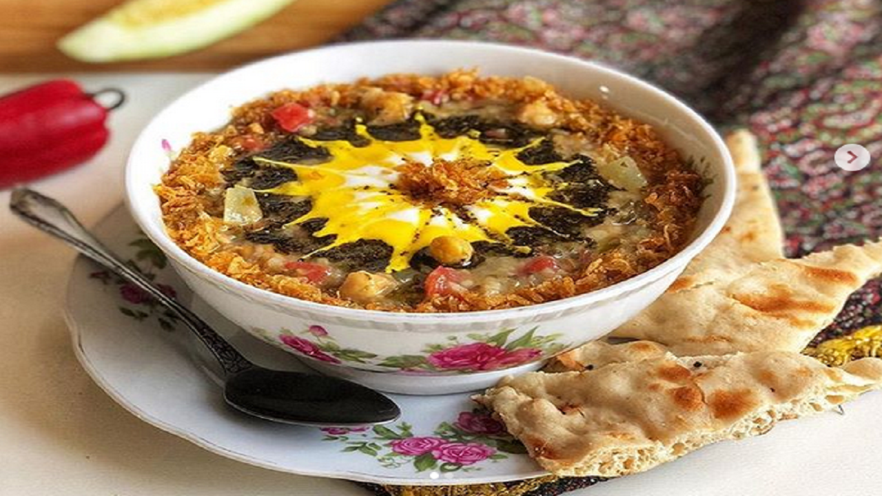 آموزش آشپزی؛ از دسر پاولووا و کوکو سبزی با نان تست تا سالاد بلغاری و سیب زمینی سرخ شده + تصاویر