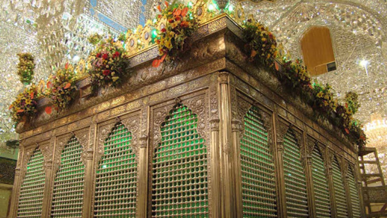 لحظه سیاه‌پوش شدن ضریح امام جواد (ع) +فیلم