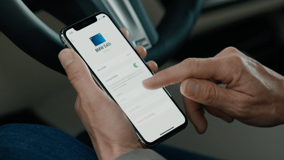 کلید دیجیتال آیفون
