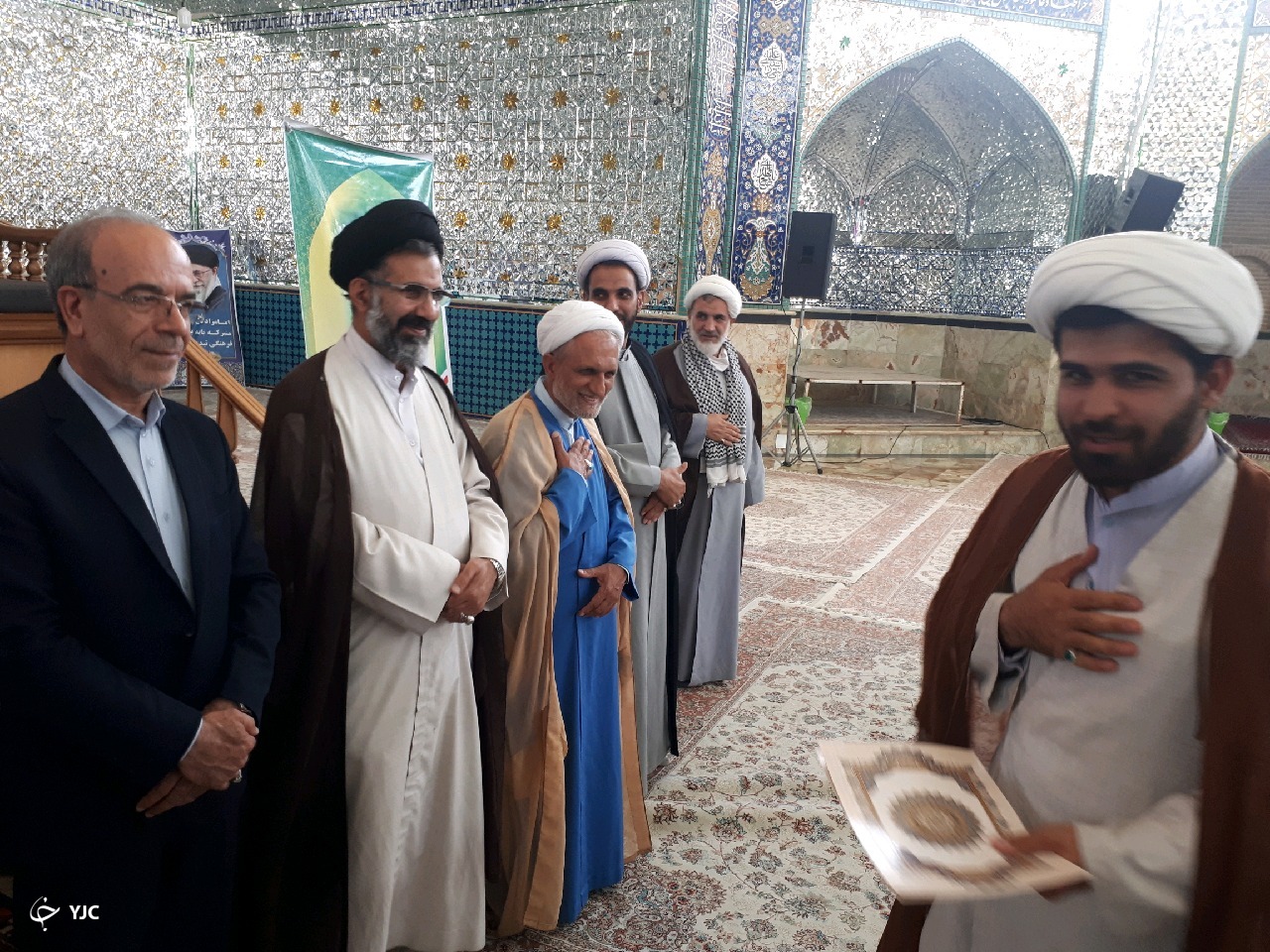 گام دوم انقلاب،حرکت روحانیون به سمت جریان اجتماعی مردمی