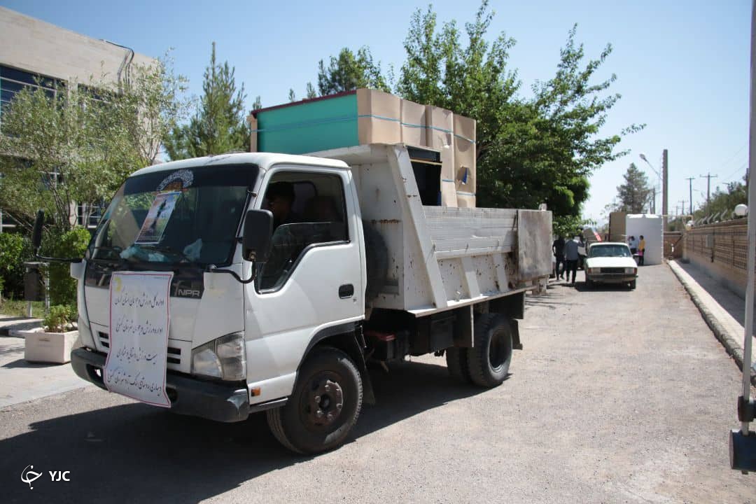 توزیع تجهیزات ۱۸ خانه ورزش روستایی در کرمان