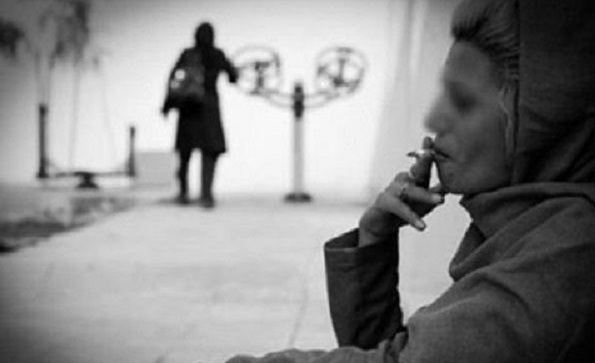 ناگفته‌های تلخ یک زن از ۲۵ سال اعتیادش/ شوهرم تو گوشم نزد تا مواد مصرف نکنم!