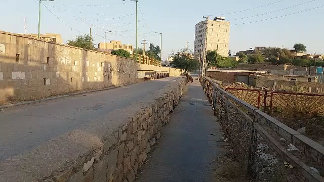 عبور از این پل دل شیر می‌خواهد + فیلم