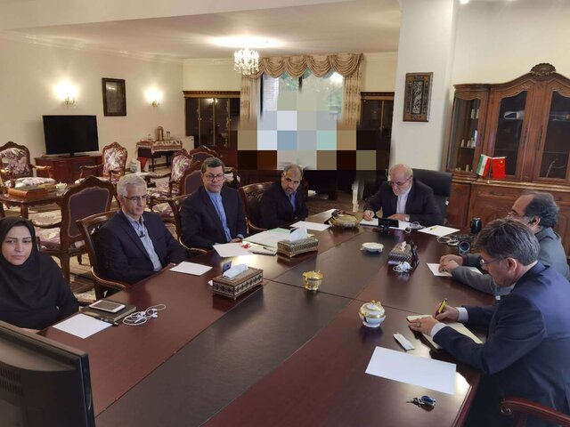 گفت‌وگوی سفیر ایران در چین با دانشجویان ایرانی در فضای کرونایی