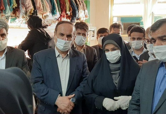 صدور و تمدید ۱۳ مجوز تاسیس کارگاه فرش در ایلام
