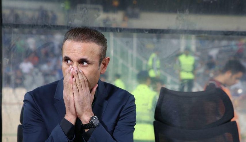 مصدومیت سرمربی تیم فوتبال پرسپولیس