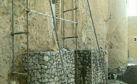 ماجرای فروش قلعه تاریخی زواره چه بود؟