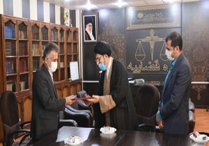 تجلیل از دادستان و رئیس دادگستری دزفول