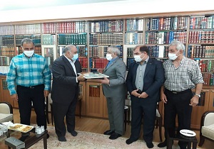 تجلیل مهندس بازوند از پیشکسوت ورزش استان کرمانشاه
