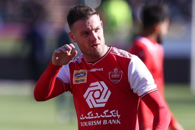 شکایت از مهاجم جنجالی پرسپولیس منوط به تایید رسول پناه