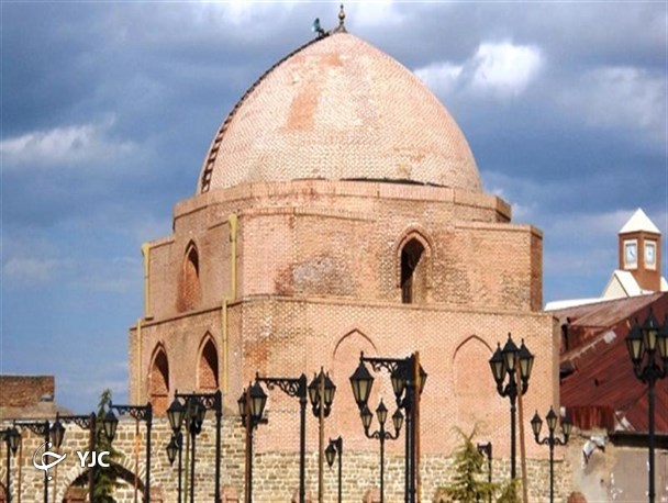 احیای مسجد تاریخی ارومیه با جدیت ادامه دارد
