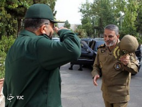 ادای احترام نظامی