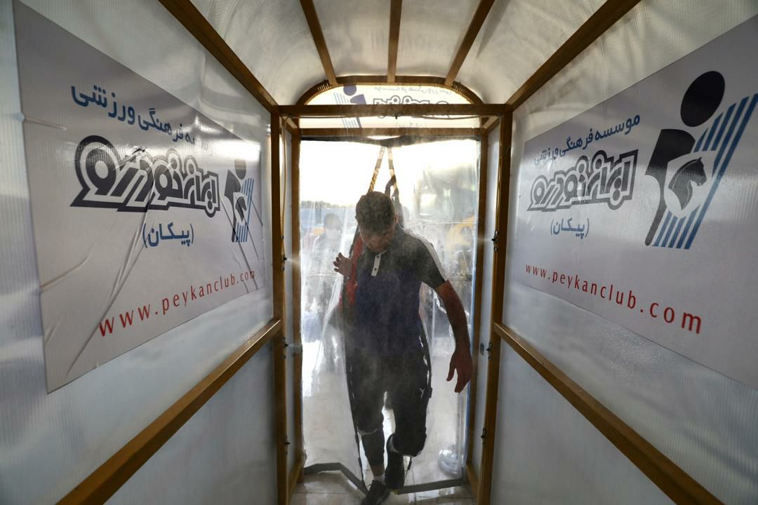 تصاویری از بازیکنان پرسپولیس و پیکان پیش از بازی