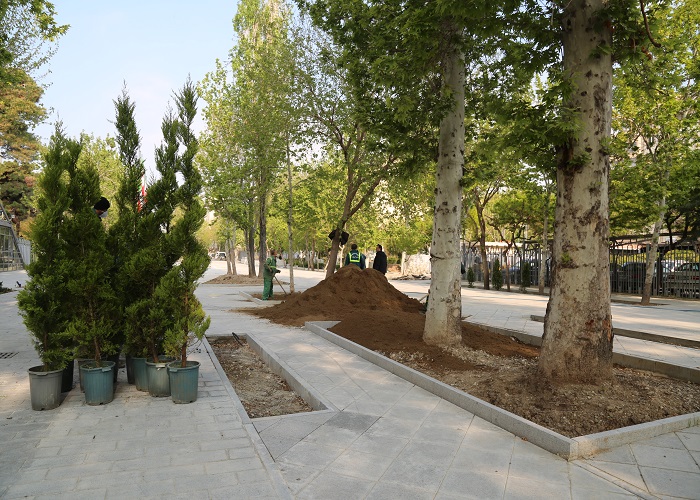شیپور افتتاح برای پیاده راهی که هنوز ناقص است/ گذر شهریار برای معلولان مناسب سازی کامل نشده است
