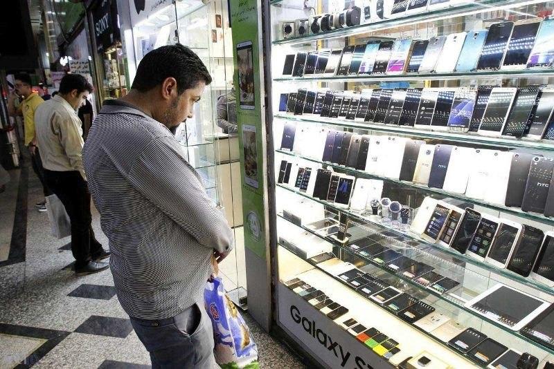 پیگیری&zwnj;های وزارت ارتباطات جهت تخصیص ارز نیمایی به واردات قطعات گوشی&zwnj; ادامه دارد