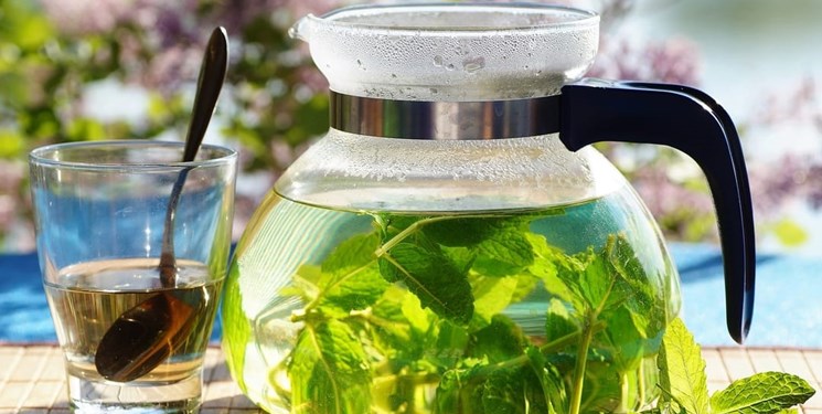 با این ۶ خوراکی سریع خنک می&zwnj;شوید!