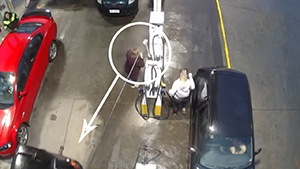 پمپ بنزین