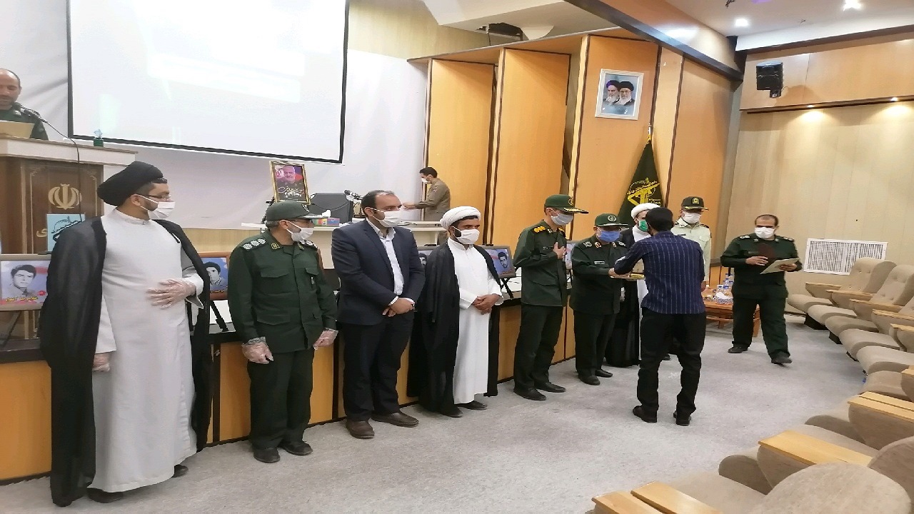 وظیفه اول بسیجیان جنگ فرهنگی و تولید باشد