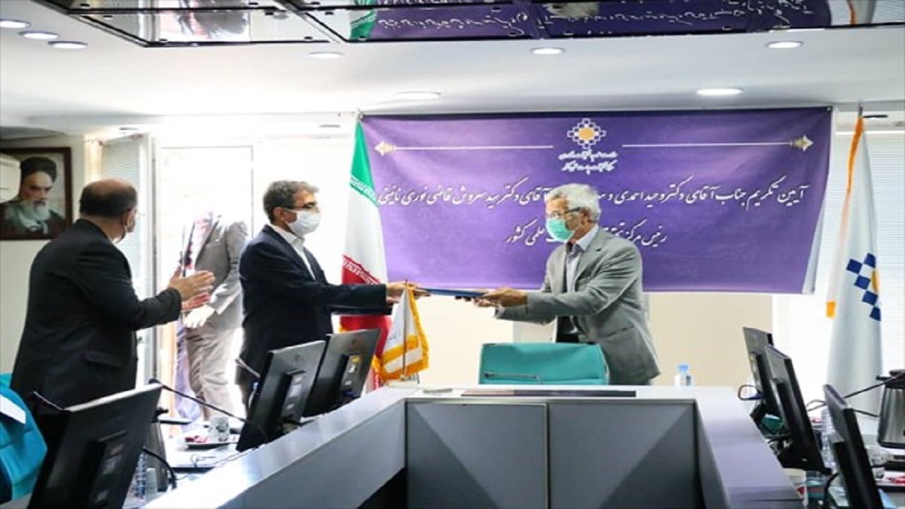 باید بتوانیم به مسائل امروز نظام علم و فناوری کشور جواب بدهیم
