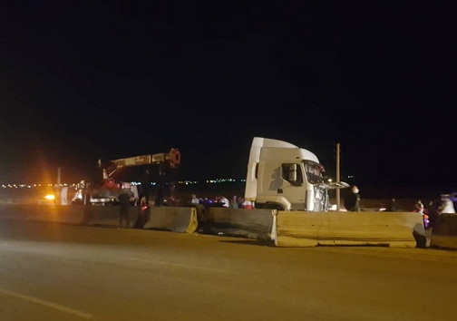 واژگونی اتوبوس در آزادراه کرج آمار مصدومان و فوتیهای واژگونی اتوبوس در آزادراه کرج-قزوین+تصاویر