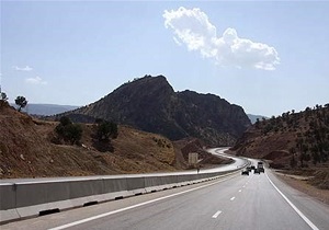 توسعه پایدار ورونق گردشگری با ایجاد آزادراه خرم‌آباد-اراک در لرستان