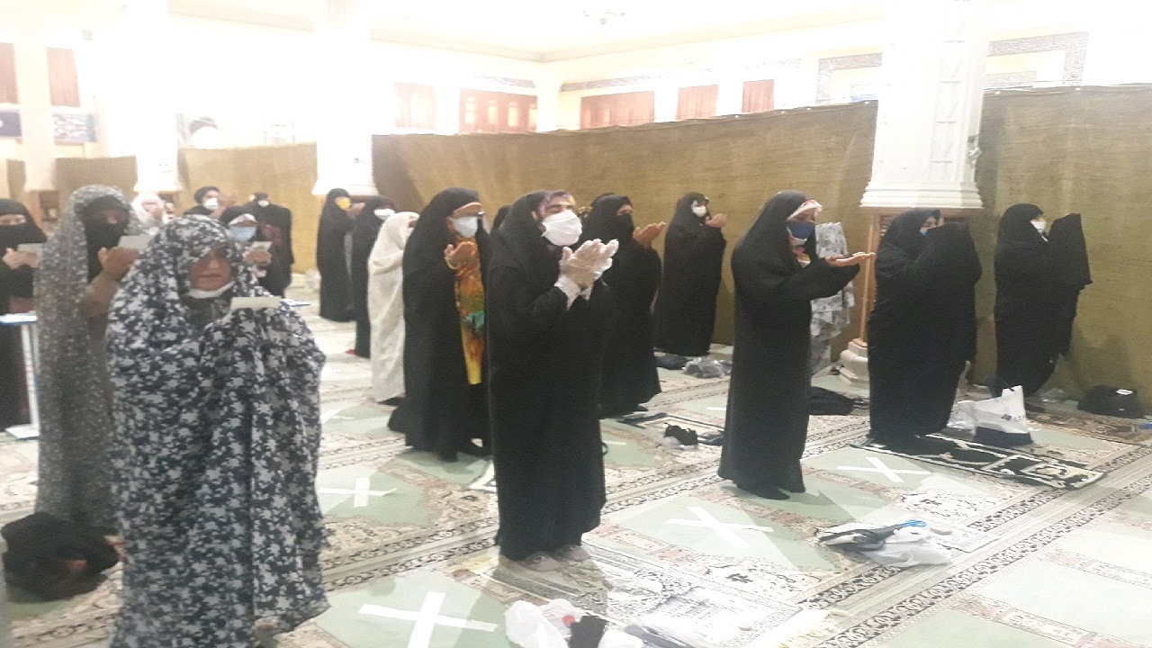 اقامه نماز عید سعید قربان به امامت امام جمعه آبادان