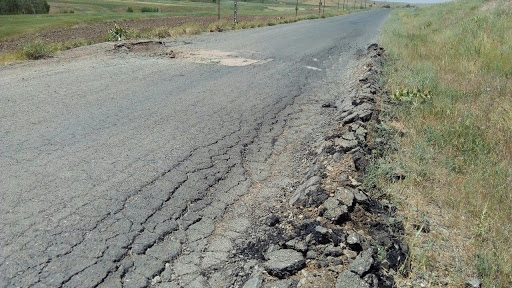 جاده غیر استاندارد در چترود، بلای جان مردم