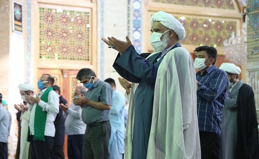 نماز عید قربان به امامت آیت الله کعبی