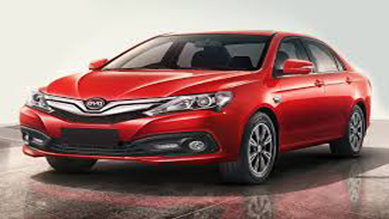 مقایسه خودروی بی وای دی F۳ دنده‌ای و BYD S۶