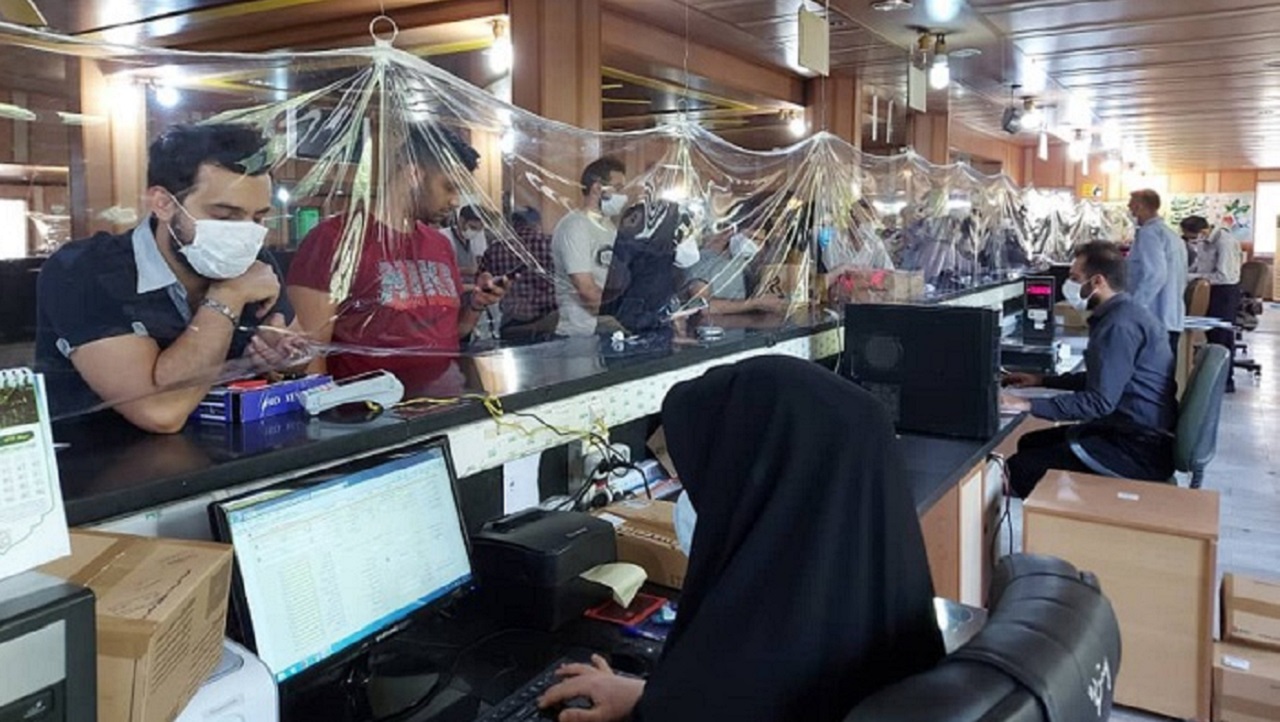 گرمای بالای ۵۰ درجه هم نتوانست پست خوزستان را تعطیل كند