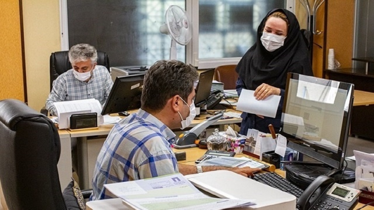 ادارات بوشهر امروز و فردا تا ساعت ۱۱ کار می‌کنند/ چهارشنبه تعطیل شد
